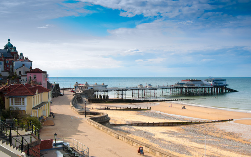 cromer beach and pier norfolk