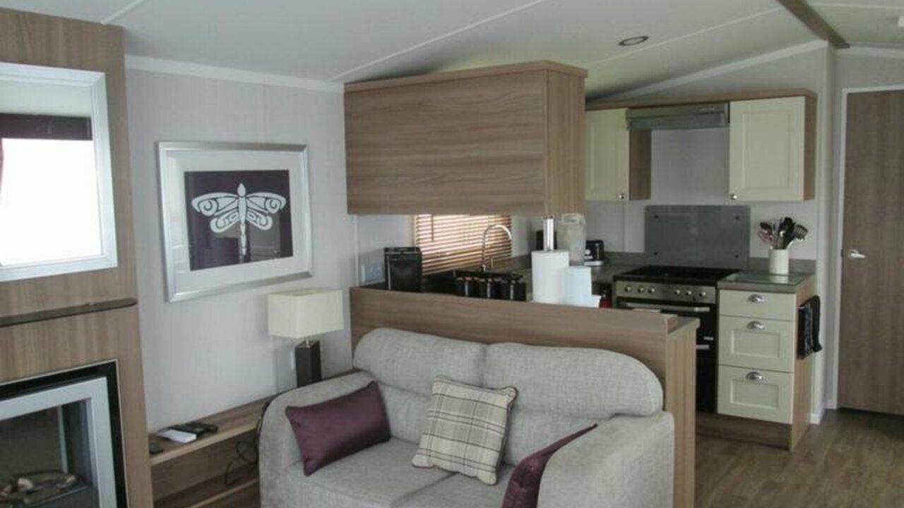 Photo of Burgundy Platinum 3 Bedroom Caravan - 46 (Pet Friendly)