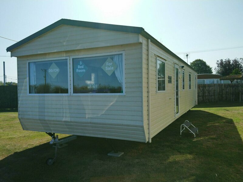  2016 Atlas Moonstone Super Caravan in Hunstanton